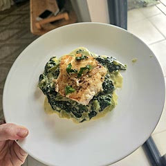 Very delicious, a yum, fancy way to eat fish. I used a green capsicum and it was fine. 