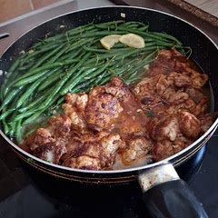 Smells wonderful with the garlic. I love it! 