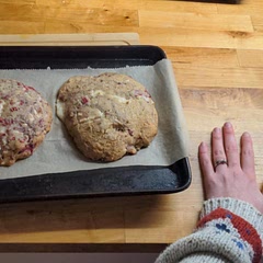 Tasty but something happened - 2tbsp with 2tbsp on top is far too much dough 