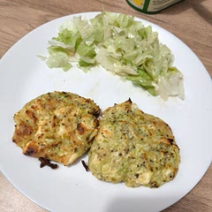 Nous avons rajouté de la feta et attendu un peu plus longtemps au four. 
Ça change