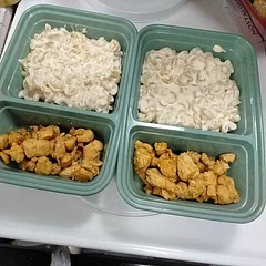It was very easy to make. The cheese sauce definitely tastes cottage cheese, so if you don't like it, use less. 10/10 will make again 