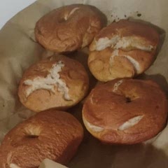 Crispy outside and soft inside. Not at pretty as the ones at the store, but I'm okay with that.