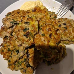I added some fresh basil and nutmeg. Tasted quite good