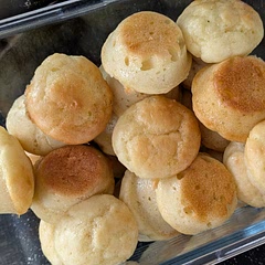 Oh, this is very good. Tastes nice in itself. I got less than 24 mini muffins, but I filled them all the way to the top. Baby doesn't really like my pancakes, but he ate 4 of these.