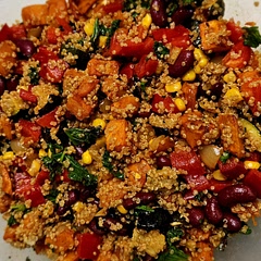 Added roasted courgettes and sweetcorn. Super tasty