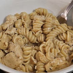 This is one of the easiest recipes ever. Cooks in about 10 minutes prep in less than 10. It's creamy and cheesey and full of flavor! Easily adjustable to suit your preferences. 