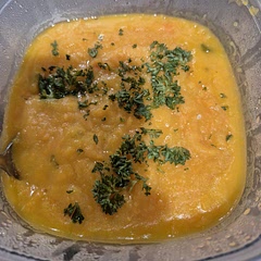 Delicious, thick, creamy comfort lunch. 