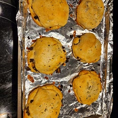 This was good but NOT the easy, quick meal I had assumed it to be. The biscuit dough was not fun to split and work with. Took a while to get filled with the beef. Kids loved them though and asked for second. 