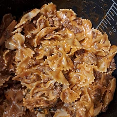I definitely made some changes to the recipe from the get go. I sauted half a yellow onion with 2 cloves of garlic with the meat, and added some taco seasoning. Then I substituted 1 cup of the broth for an 8oz can of tomato sauce. I also had to change the type of macaroni because I didn't have any other suitable one for this recipe. Otherwise, I stuck with the rest of the recipe. With these changes, the meal came out great!