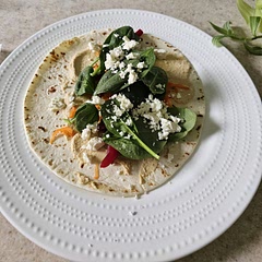 Fresh and light lunch. Under 30 min even if you have to shred and slice things yourself. 