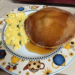 I live alone so I cut this recipe in half and it made two nice sized pancakes which were filling and delicious. 