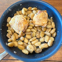 Cooked the chicken in the air fryer instead of the pan. Didn’t use crushed red pepper (to make it toddler-friendly), and subbed Italian seasoning for fresh herbs. Very easy & tasty!