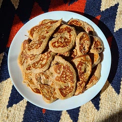 Really fast and good tasting pancakes. Reminds me of a banana bread.