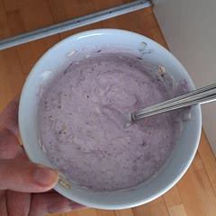 Ausprobieren mit halb Vanille halb geschmackloses Whey damits weniger süß ist