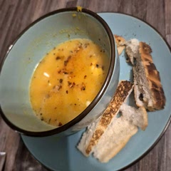 Very easy to follow, I garnished mine with both chilli flakes and paprika. It was spicy and I loved it 
