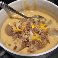 Was really easy. I left the peels on and used red potatos because that's what I had. Was really good!