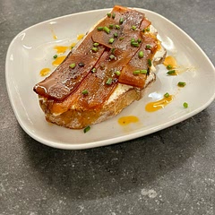 Tastes amazingly similar to smoked salmon. I was sceptical about this but was pleasantly surprised with the result!!!