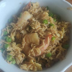 I switched bacon for shrimps, good recipe and easy to make. Will do again 