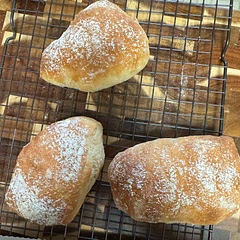 Used half of the same day focaccia recipe. Made 6 nice sized rolls. Delicious