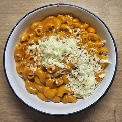 It's like tteokbokki but make it European 😆 LOVE THIS ONE! ❤️‍🔥