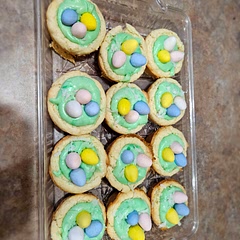 Not the basket recipe but pretty close. With cream cheese icing filling... kid friendly and so good
