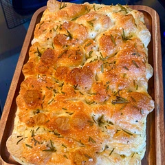 So handy to prep the night before and just have the one proof before baking the next day. Turned out great and everyone loved it.