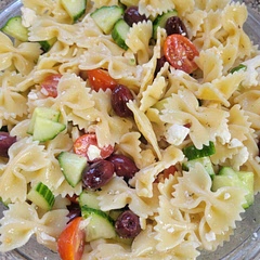 Yummy!! Removed red onions because my family does not like them. Really easy to make!