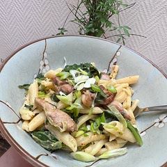 Next time: a lil more cream, and skip the pasta water!