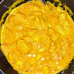 Very strong flavor but was absolutely delicious. I did add about 1/2 cup of water with the cup of coconut milk simply cause it didn't seem like enough.