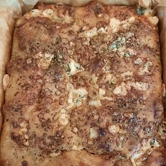 Omg, this is amazing. Made with oregano and blue cheese. 