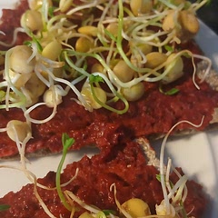 Used grated, raw beet and sumak instead of lemon juice. Delicious and ready in no-time!