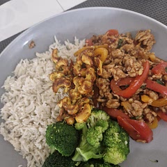 Love this receipe! I use chicken mince, absolutely delicious with coconut rice 