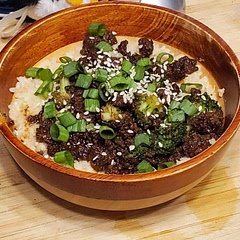 I made this for dinner and it came out tasty! I added broccoli and I used veggie rice :]