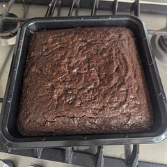 Absolutely delicious. Reheated in the microwave to serve warm, with a load of plant based cream. Yum.