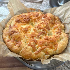 I used this same-day focaccia recipe for Lacey’s pull apart garlic focaccia! Very easy to follow, and turned out amazing. Everyone loved it. I’ve made it 2 weekends in a row now!