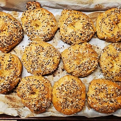 5-29-25: These are amazing! Soft and chewy on the intside and crispy on the outside. I umade them the New York way by using barley malt syrup in place of the honey. 
I weighed each at 108-110 grams and got 11 bagels from the recipe.
They're better than Einstein and a fraction of the price!