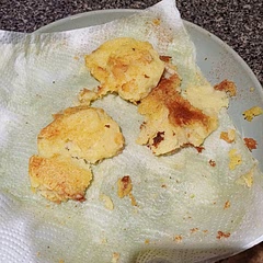 For me we didnt use cornstarch (we didn't have any) and I think we added too much flour and paprika because the taste was potatoe, paprika, flour and fried. Basically potatoe pancakes. My brother who hates mashed potatoes liked it and my mum who doesn't mind mashed potatoes liked it. I'd give it a 6.6/10. Not good for everyday or all the time, but okay for ocasionally.😁