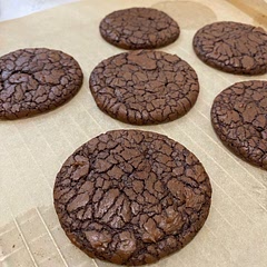 Really good I used ily espresso powder and next time don’t use beaters use whisk like she suggests ! I also used semi sweet chocolate chips for melting. Wonder what this would taste like with browned butter ? Mmmm. Also was good with flakey sea salt on top before baking