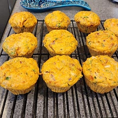 Absolutely delicious! I didn't have any olives so I used sundried tomatoes instead, also I used wholemeal self raising flour as a sub for all flour. 