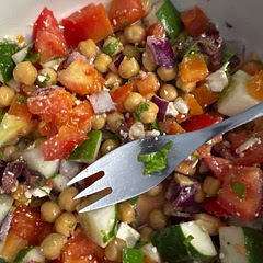 Perfect for the summer, light and fresh. Great as a side dish with some grilled meat.