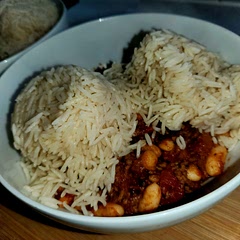 Super yummy, i toned down the chilli and cayan pepper and used cannini beans and chick peas with red and white onion, nice a sweet and spicey 👌🏻