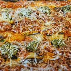 Delicious recipe! I made a meaty marinara and served everything over pasta. 