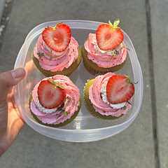 These cupcakes turned out so amazing! i was really worried i over mixed the batter but it turned out perfect in my opinion. we grow our own thyme so i was able to use it on the cupcakes. this recipe was perfect for getting me out of my comfort zone. 🩷💚