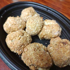 Love these. I used Ritz crackers for the breading.