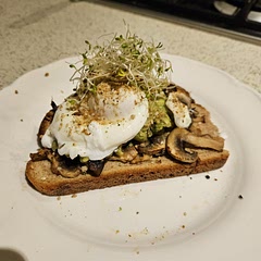 Used rye sourdough. Easy and delicious!