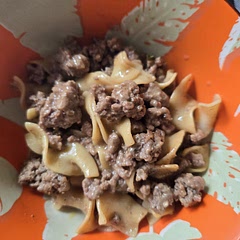 It was pretty good I did make it with cream cheese because I was out of sour cream so it did have a little bit more of a creamy taste to it delicious sweet sweet easy