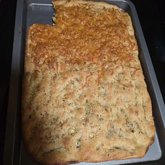 Instead of doing a regular bread recipe.. decided to add cheese on one side. Perfect
