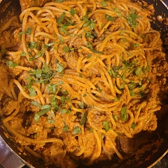 Very good and super easy to make. Used seitan in place of chicken and jalapeños in place of serranos.