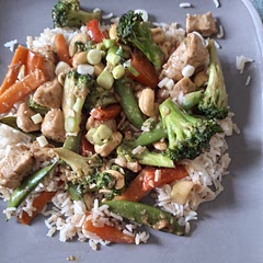 Had it with a mix of brown and white rice. It was very tasty! 