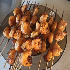 I added a bit of hot sauce and with the acidity from the lime/lemon it was really delicious. I highly recommend it
